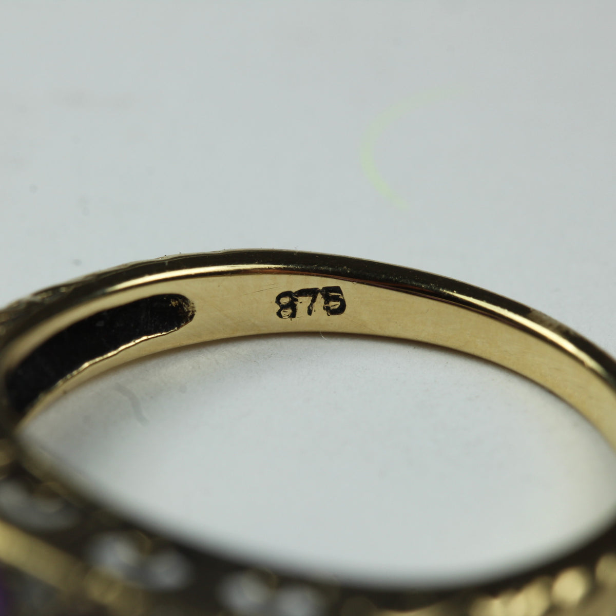 9ct Yellow Gold Amethyst and Diamond Bridge Ring
