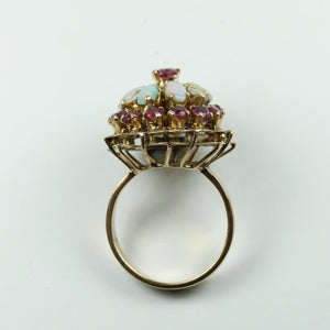 Vintage 14ct Yellow Gold Ruby and White Opal Princess Ring