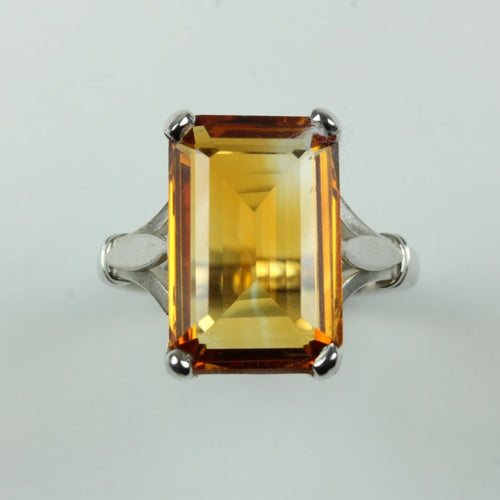 9ct White Gold Citrine Dress Ring