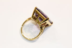 9ct Yellow Gold Large Amethyst Cocktail Ring