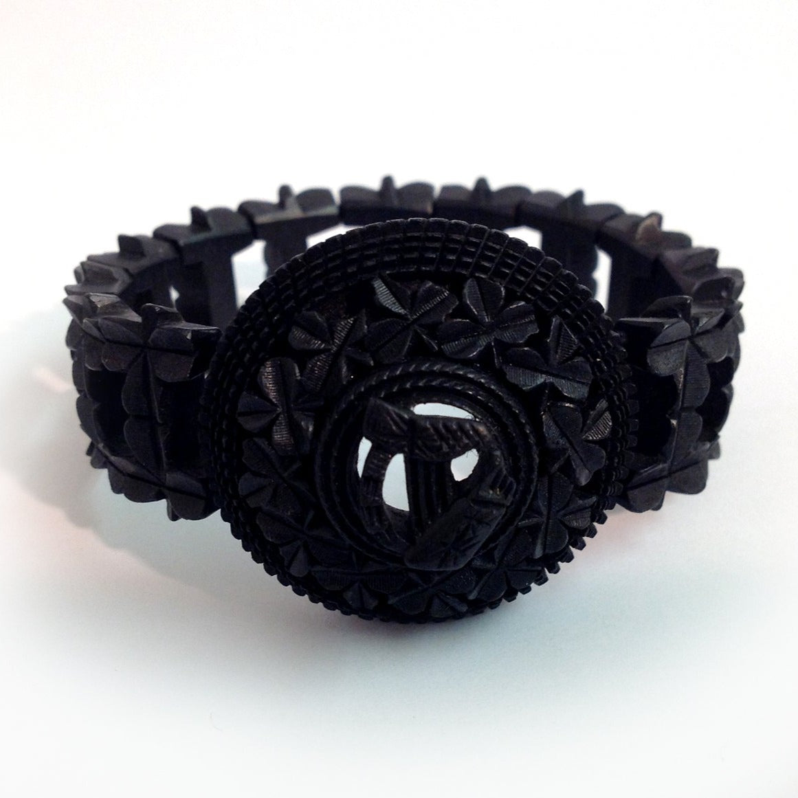 Whitby Jet Carved Harp Floral Elasticated Mourning Bracelet
