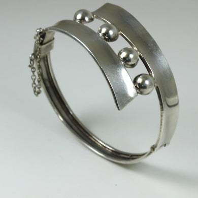 Unique Mexican Sterling Silver Hinged Bracelet