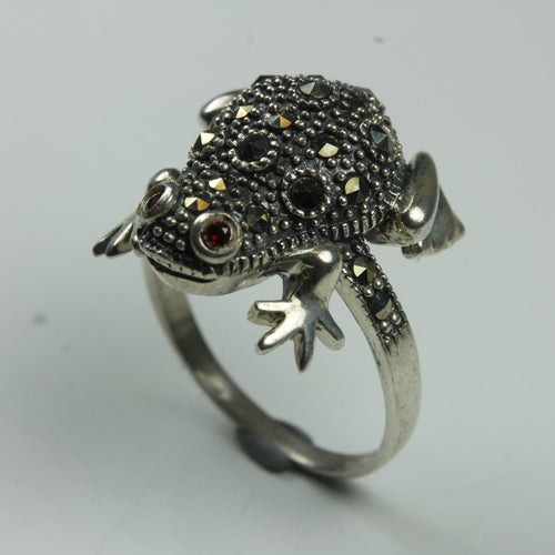 Sterling Silver Toad Marcasite Ring