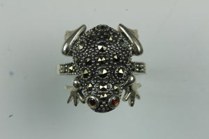 Sterling Silver Toad Marcasite Ring