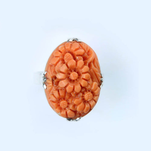 Vintage 9ct White Gold Carved Coral Floral Ring